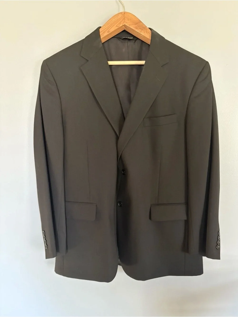JOS A BANK Traveler's Collection Mens 46R Tailored Fit Wool Blazer Jacket Black